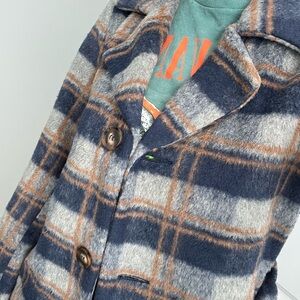 NWT fuzzy plaid coat